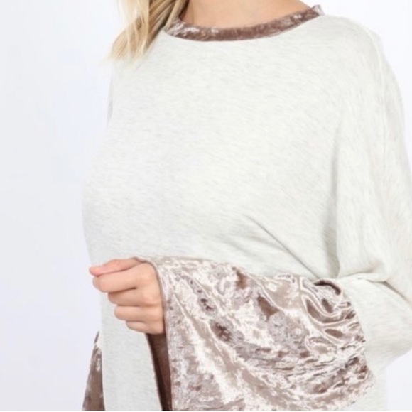 Hummingbird Velvet Bell Sleeve Top - Picture 6 of 9